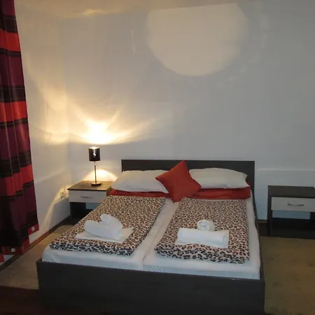 Lisica Apartment *