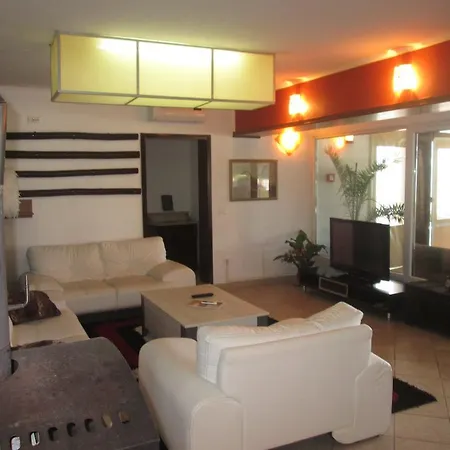 Lisica Apartment Petrcane